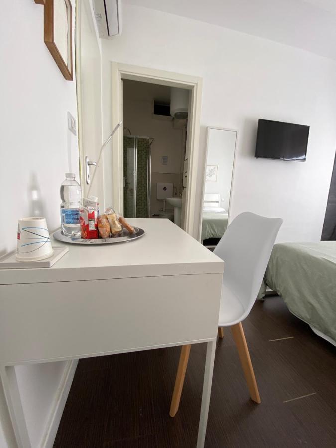 Domus Corso Umberto 18 B&B Pescara Esterno foto