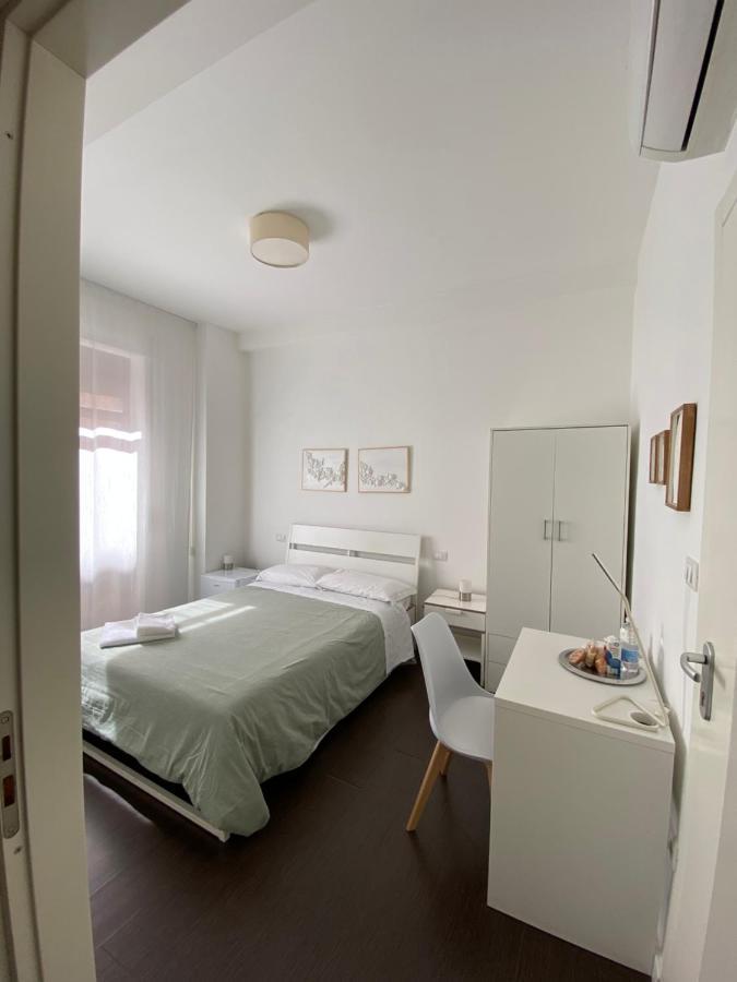Domus Corso Umberto 18 B&B Pescara Esterno foto